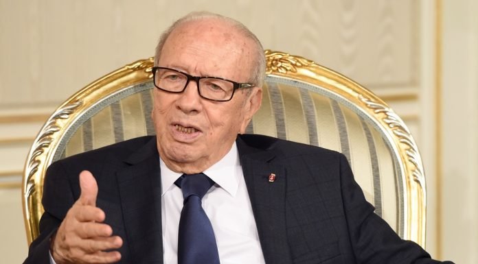 هيئة الدفاع عن الشهيدين بلعيد والبراهمي: لقاؤنا بالسبسي قانوني بصفته رئيس مجلس الأمن القومي